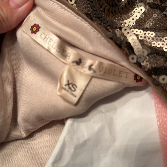 Chelsea & Violet Dress - Picture 3 of 3